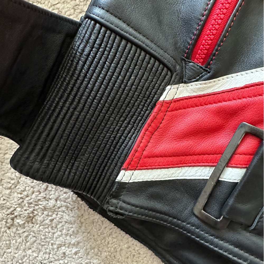 Red & Black Zigzag Lightening Strike Genuine Leather Motorcycle Jacket - Picture 11 of 12